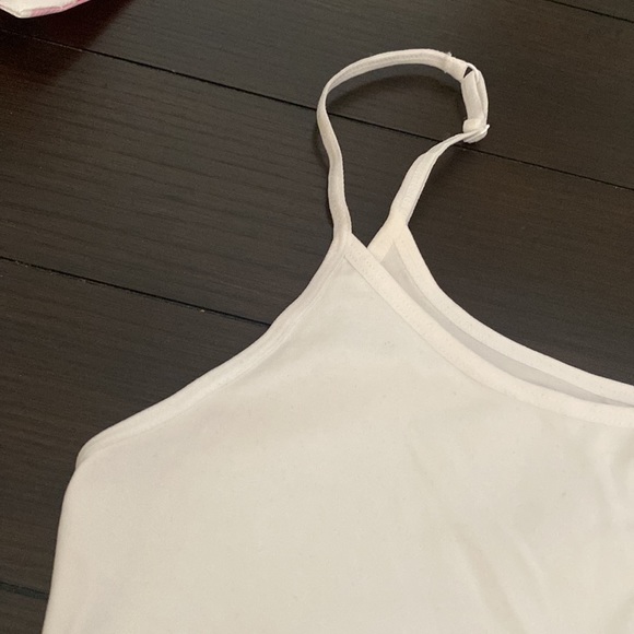 WHITE COMPRESSION LIKE TANK TOP SZ L/XL NWOT - Picture 3 of 4